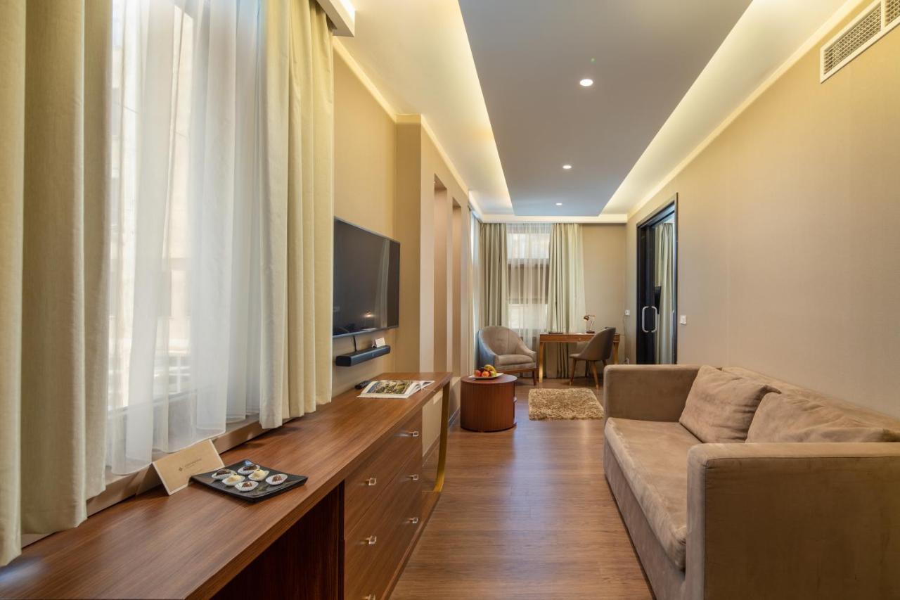 Szálloda Continental 4*